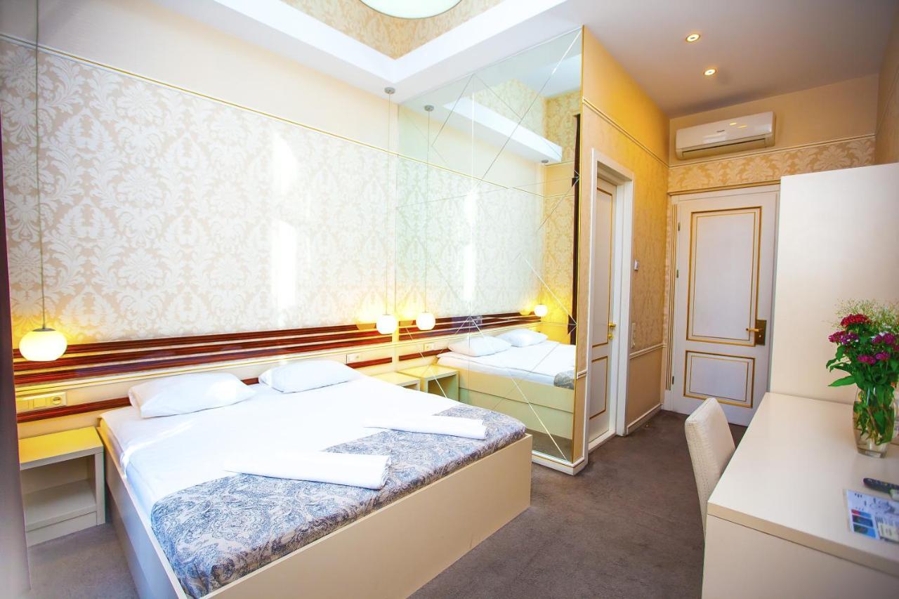 Rustaveli Hotel Τυφλίδα Εξωτερικό φωτογραφία