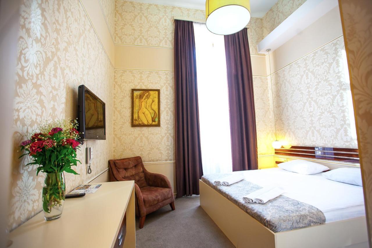 Rustaveli Hotel Τυφλίδα Εξωτερικό φωτογραφία
